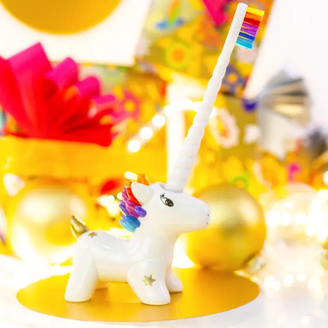 porte-brosse-a-dents-et-brosse-a-dent-unicornsmile (5).webp