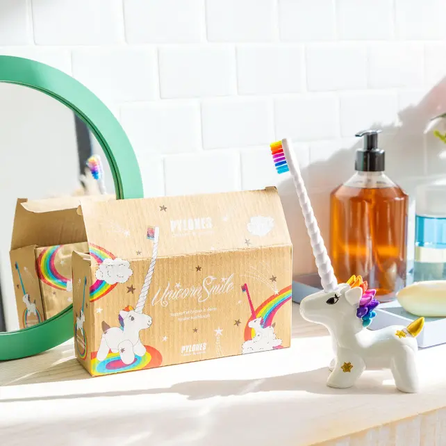 porte-brosse-a-dents-et-brosse-a-dent-unicornsmile (1).webp