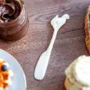 chatineur-cuillere-a-tartiner.webp