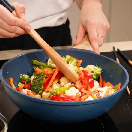 wok-28cm-cookut-terra-nature-alencon1.webp