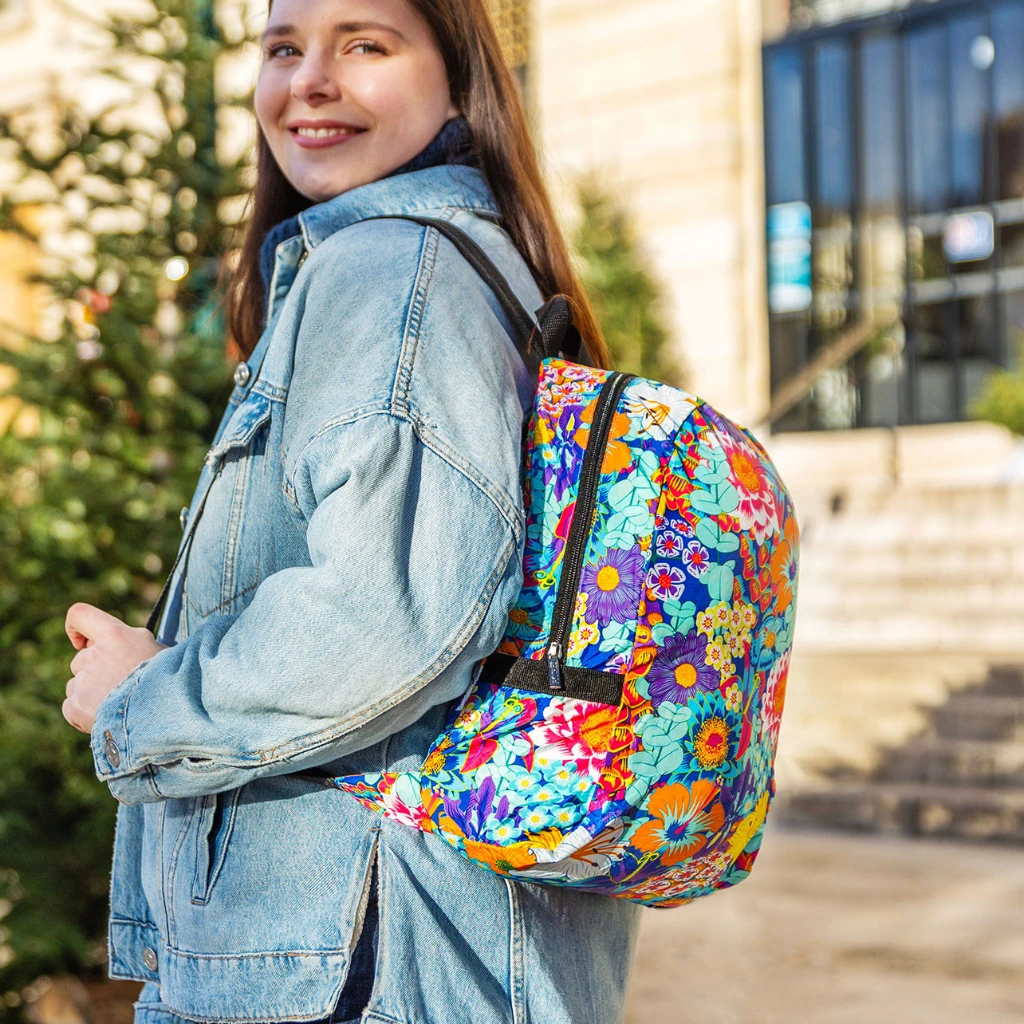 pocket-bag-sac-a-dos-pliable-bouquet-2.webp