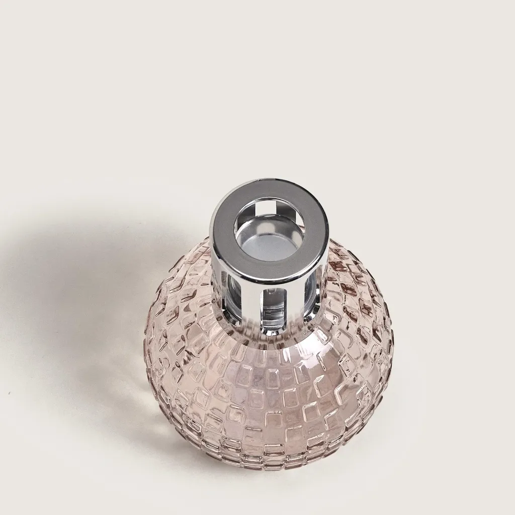 16cdcd3fe9f94330b8de75e6870d3b7d2e6855b1_004885_DISCO_LAMPE_ROSE_2500x3100_P_4.webp