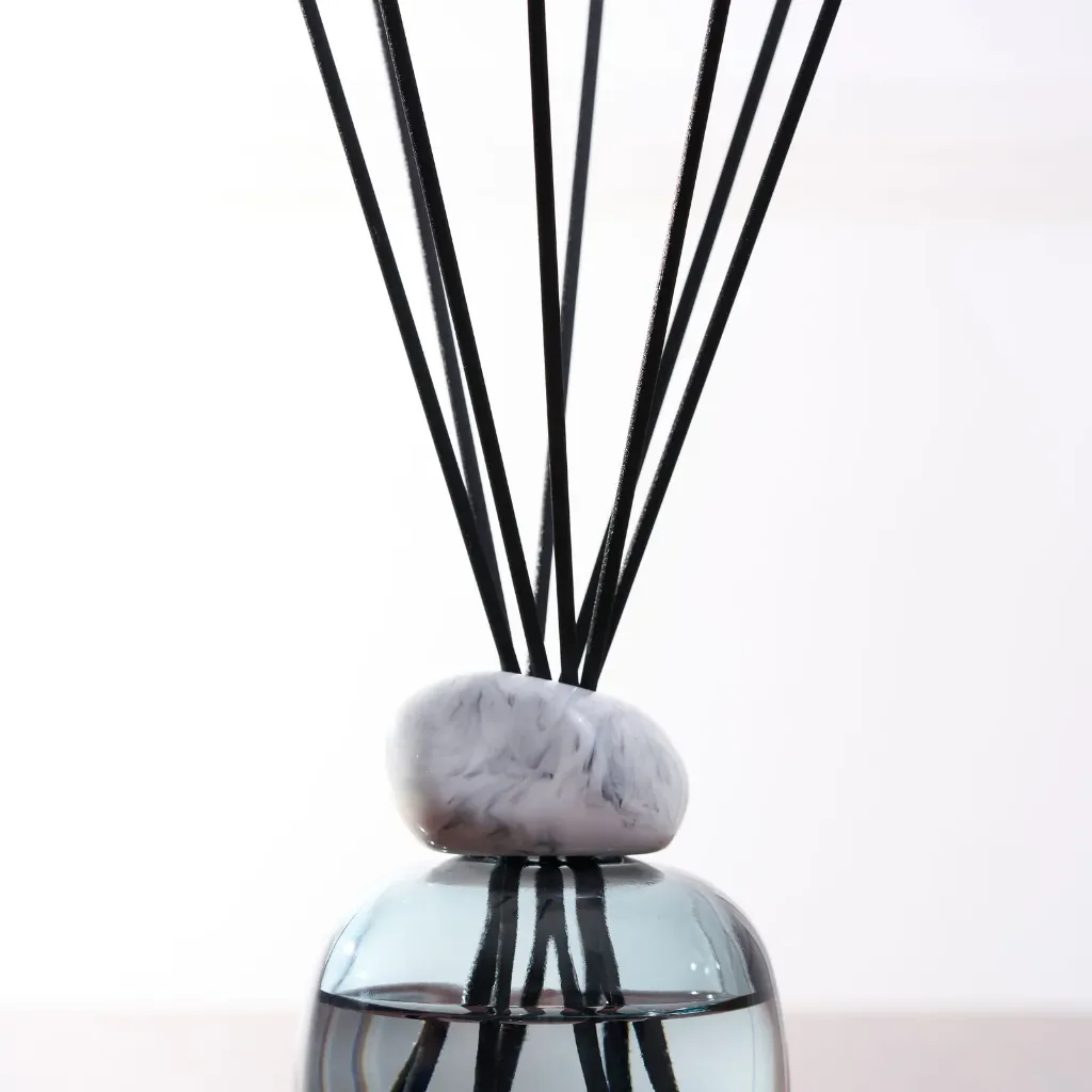 bd2948f21049e03d546c62945f20a0ee085bd680_007832_MINERAL_BOUQUET_BLEU_BLANC_2500x3100_A_1.webp