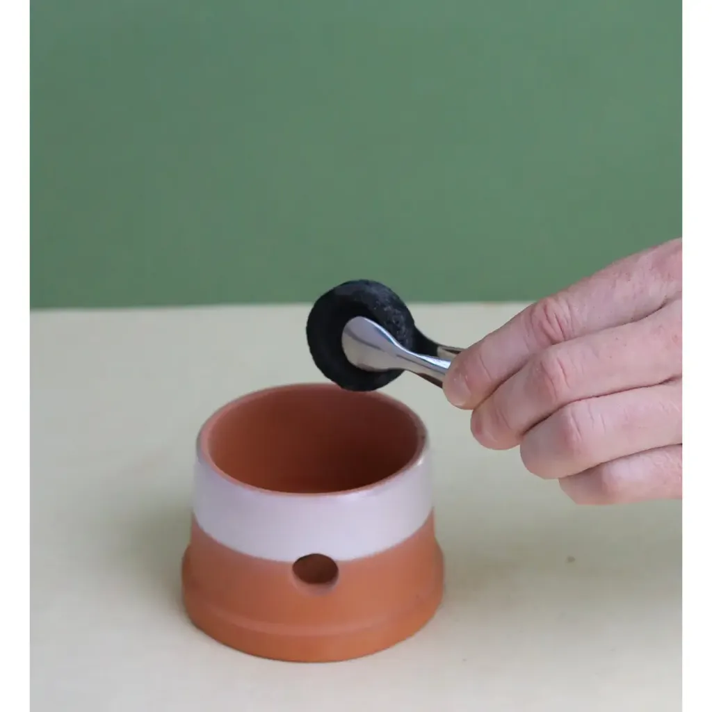 pince-a-charbon-pour-diffuseur-resines (1).webp