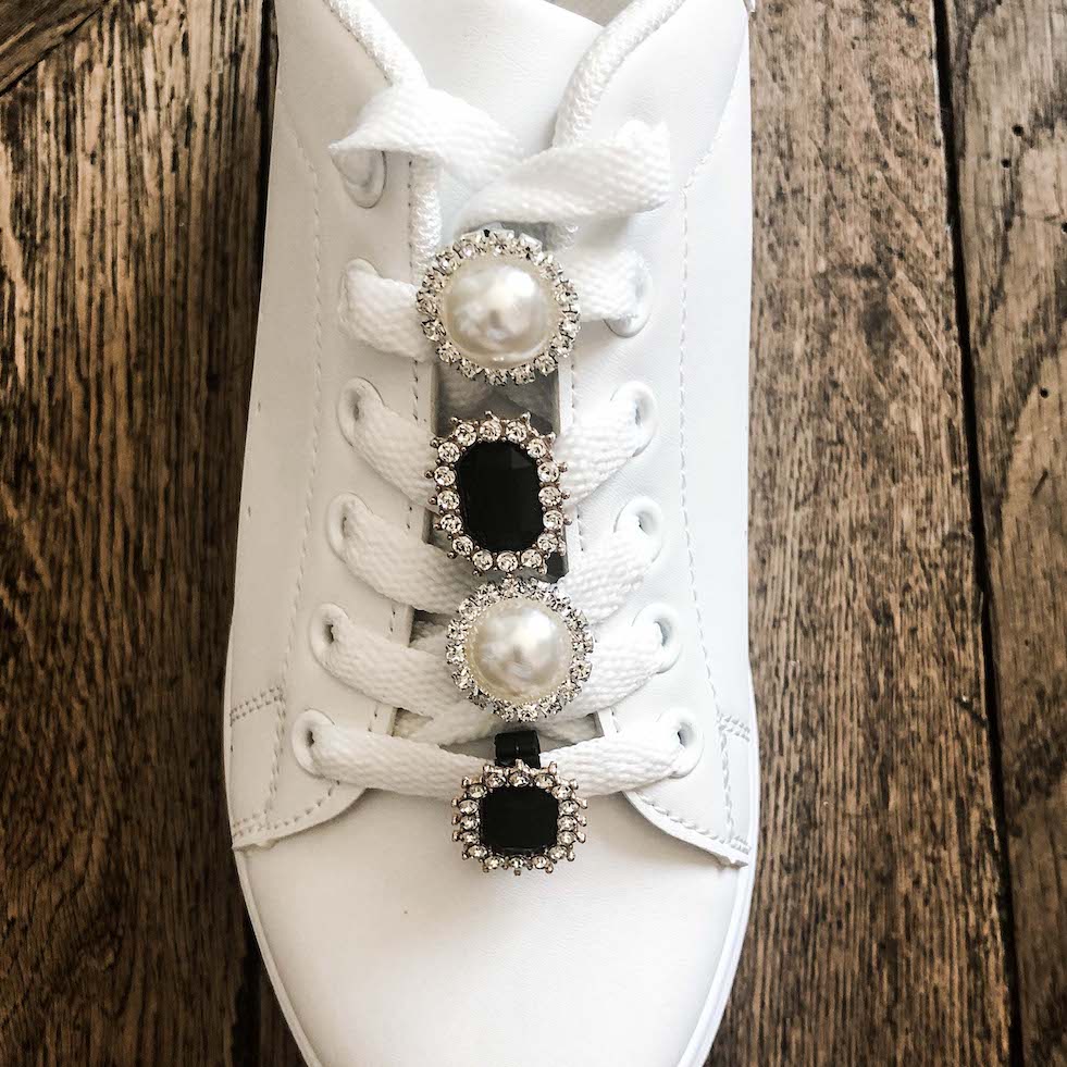 Paire de bijoux de chaussures Noir et Blanc - Furious Laces