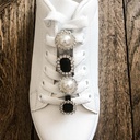 Paire de bijoux de chaussures Noir et Blanc - Furious Laces